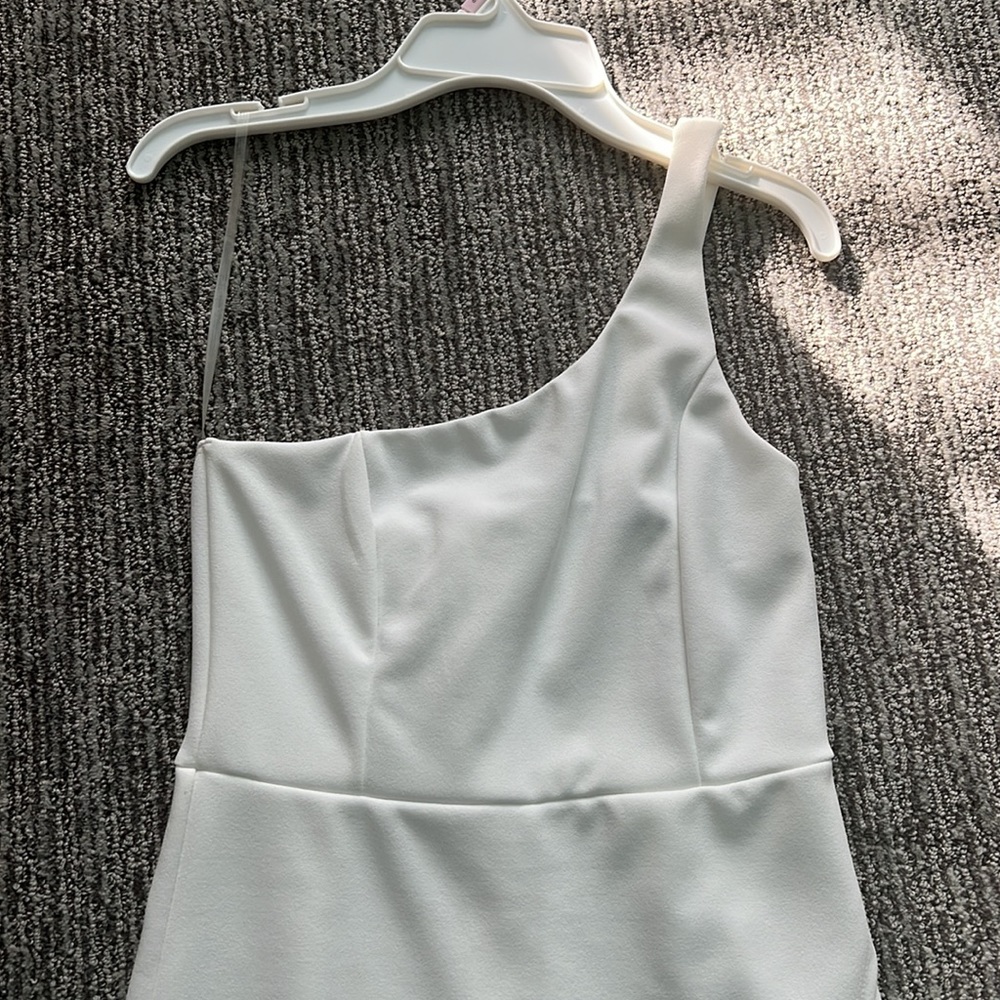 NWT White Romper - Picture 2 of 8